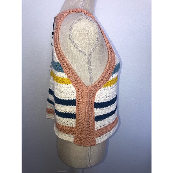 BCBGeneration Crochet Striped High Neck Sleeveless Cropped Knit Top - L - Picture 6 of 6